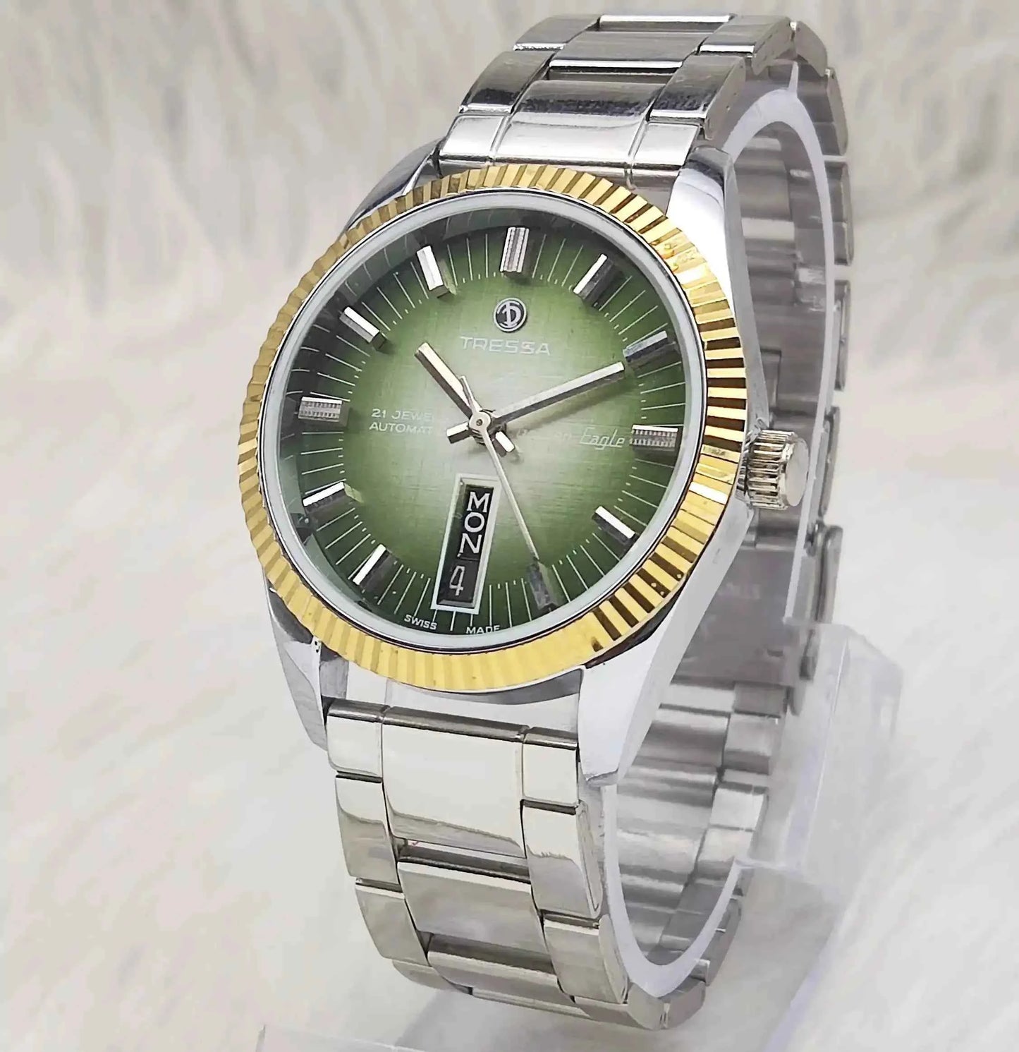 Tressa 2066 Eagle Automatic 21 Jewels Green Dial With Day Date Features