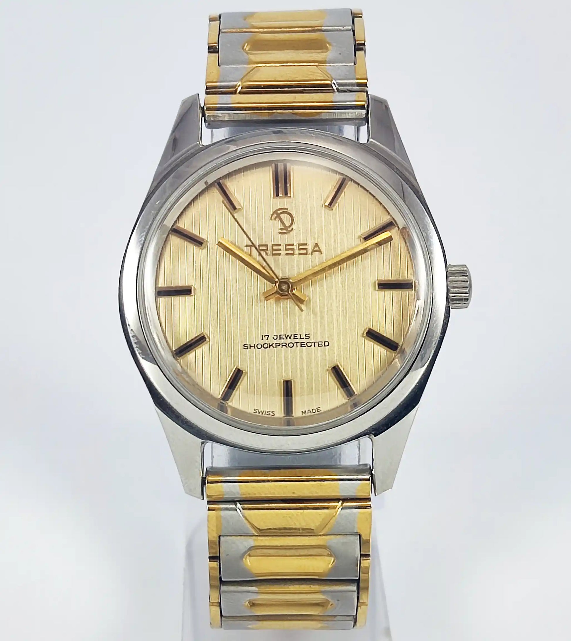 Tressa 17 Jewels Shock Protected Golden Dial Handwinding Discover-Diamonds