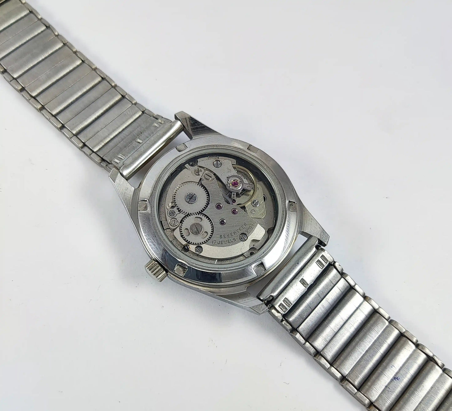 Tressa 17 Jewels Shock Protected Golden Dial Handwinding Discover-Diamonds