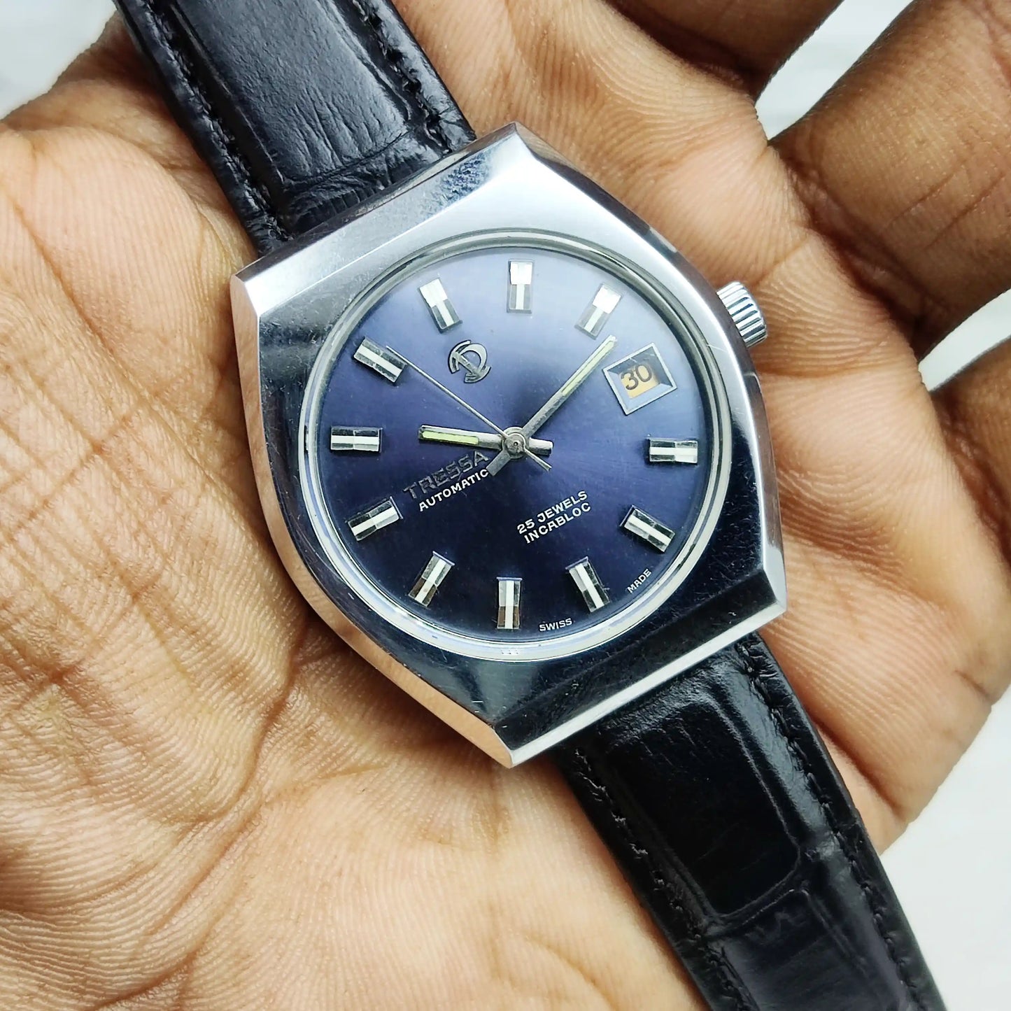 Tressa Automatic 2066 25 Jewels Incabloc Dark Blue Dial Day Date Features Men's Watch